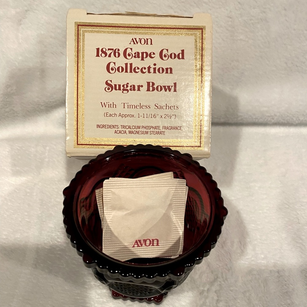 Avon Cape Cod Sugar Bowl with Scent Sachets and Original Box